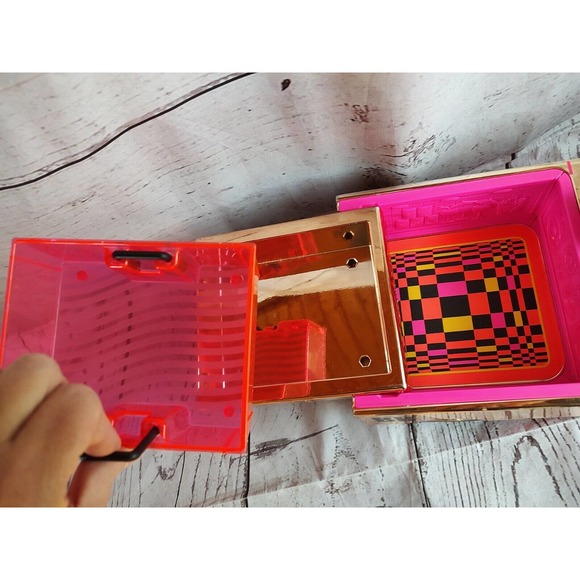 LOL Surprise Car-Pool Coupe Pool & Dance Floor Playset Doll Vehicle Works - Picture 2 of 14